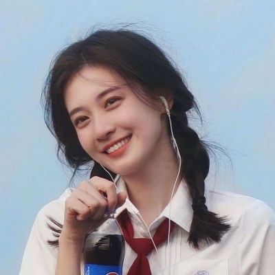 美女秘书我有18个手游下载